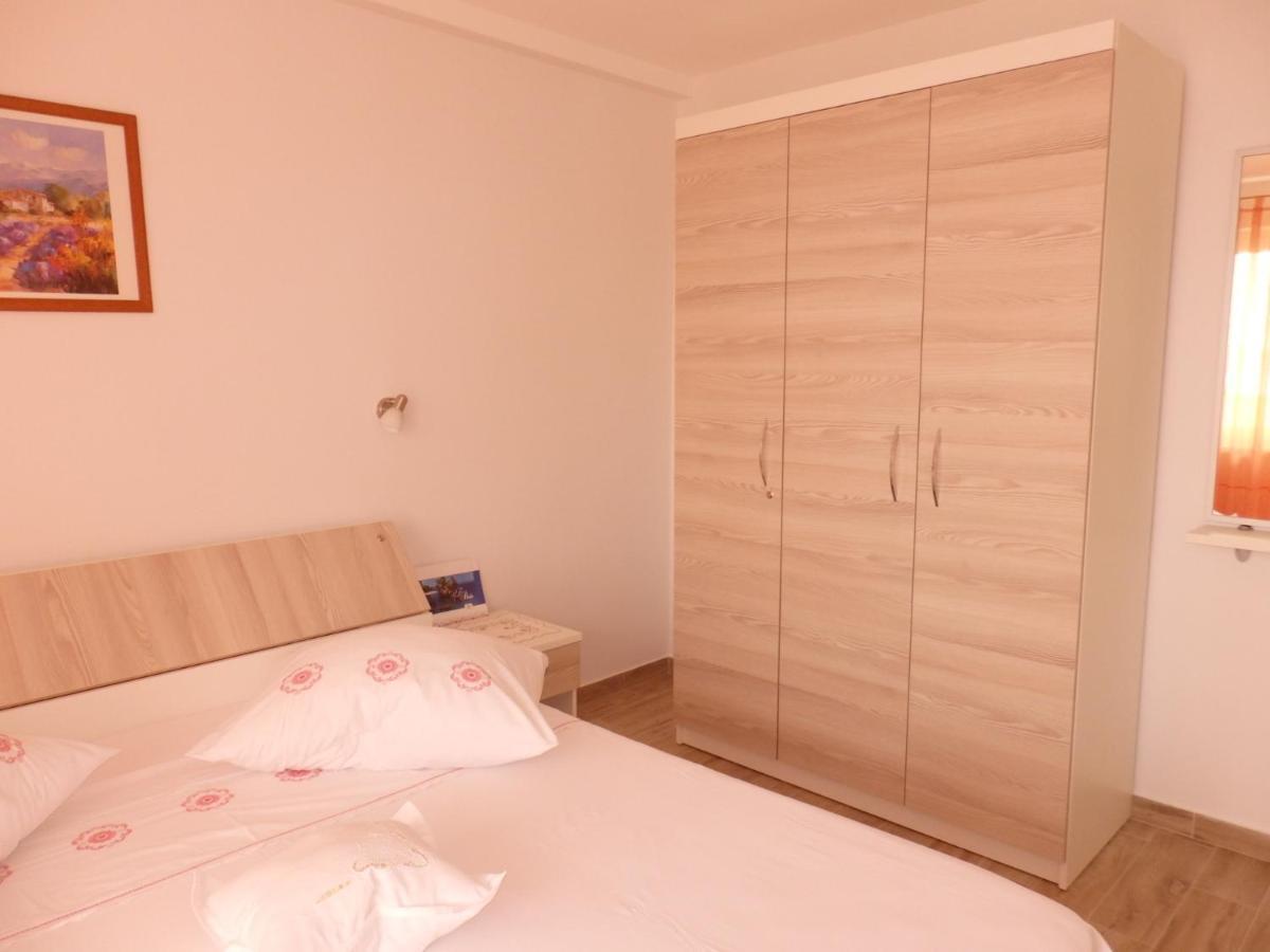 ברלה Apartmani Stipan מראה חיצוני תמונה
