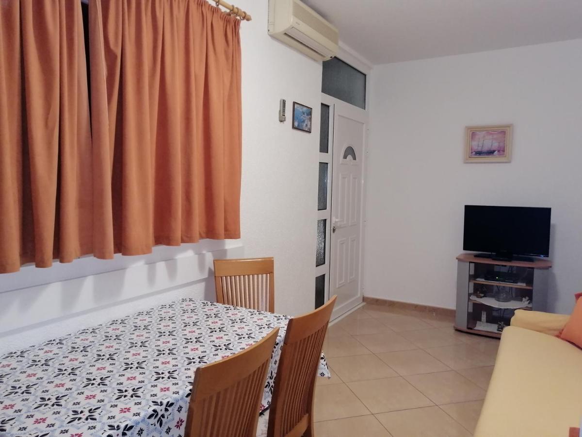 ברלה Apartmani Stipan מראה חיצוני תמונה