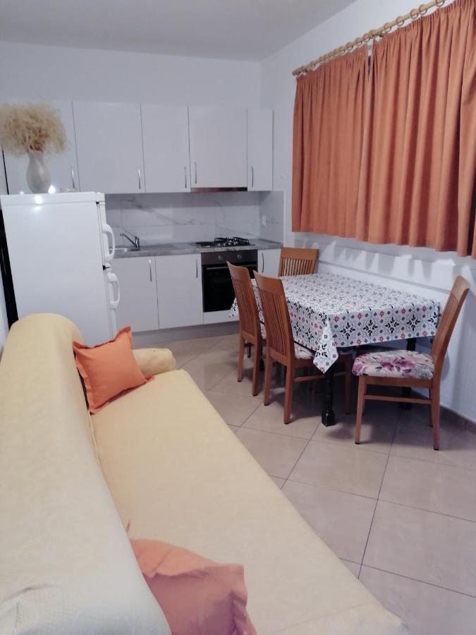 ברלה Apartmani Stipan מראה חיצוני תמונה