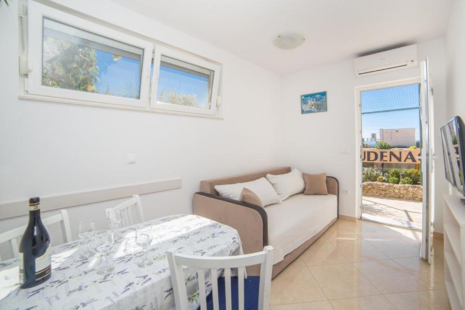 ברלה Apartmani Stipan מראה חיצוני תמונה