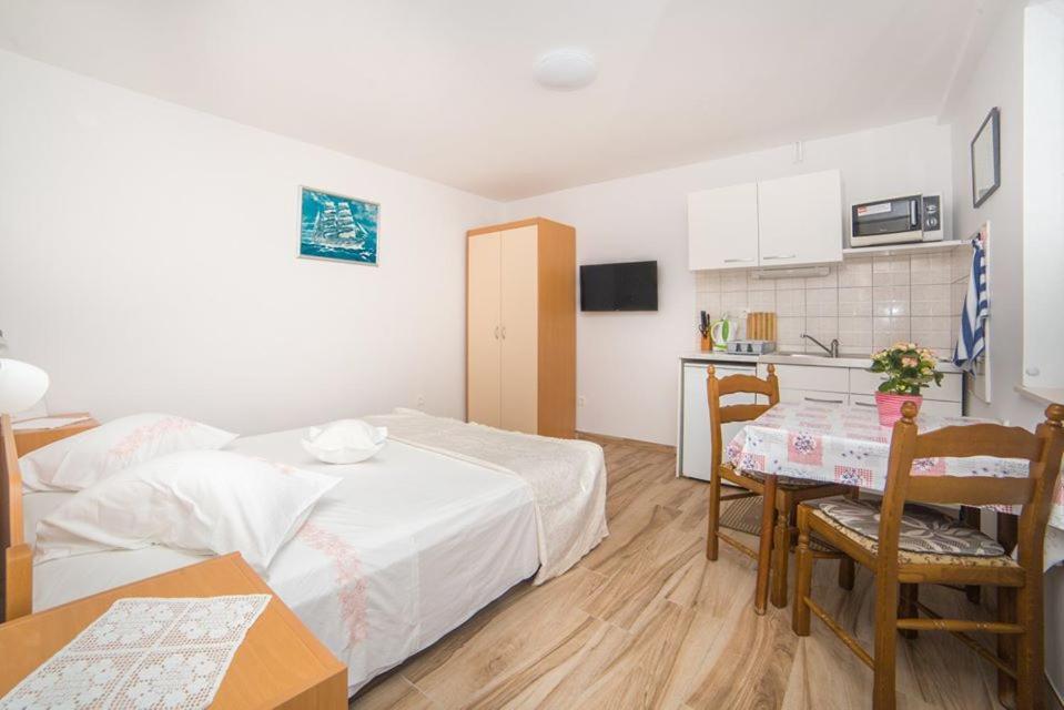 ברלה Apartmani Stipan מראה חיצוני תמונה