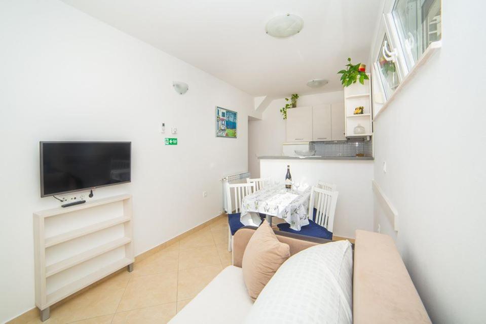 ברלה Apartmani Stipan מראה חיצוני תמונה